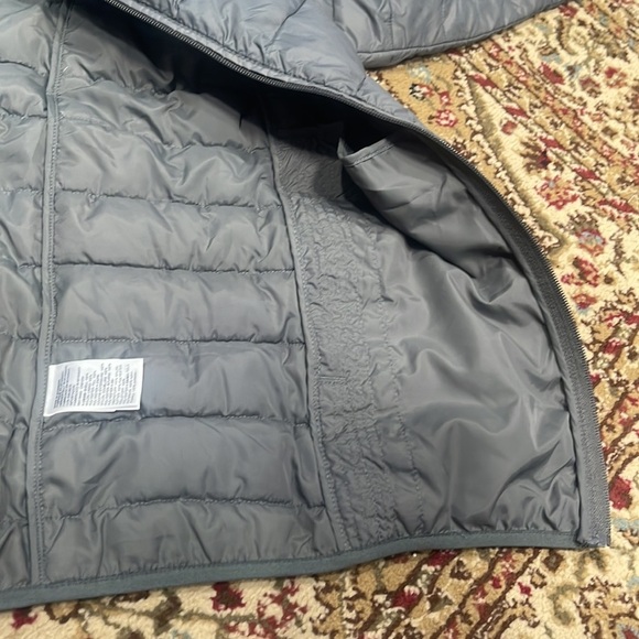 Amazon essentials puffed jacket for men - Picture 8 of 11